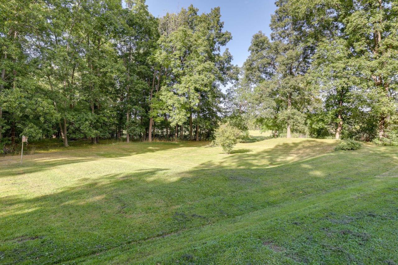 Charming Watkins Glen Home With Yard! Экстерьер фото